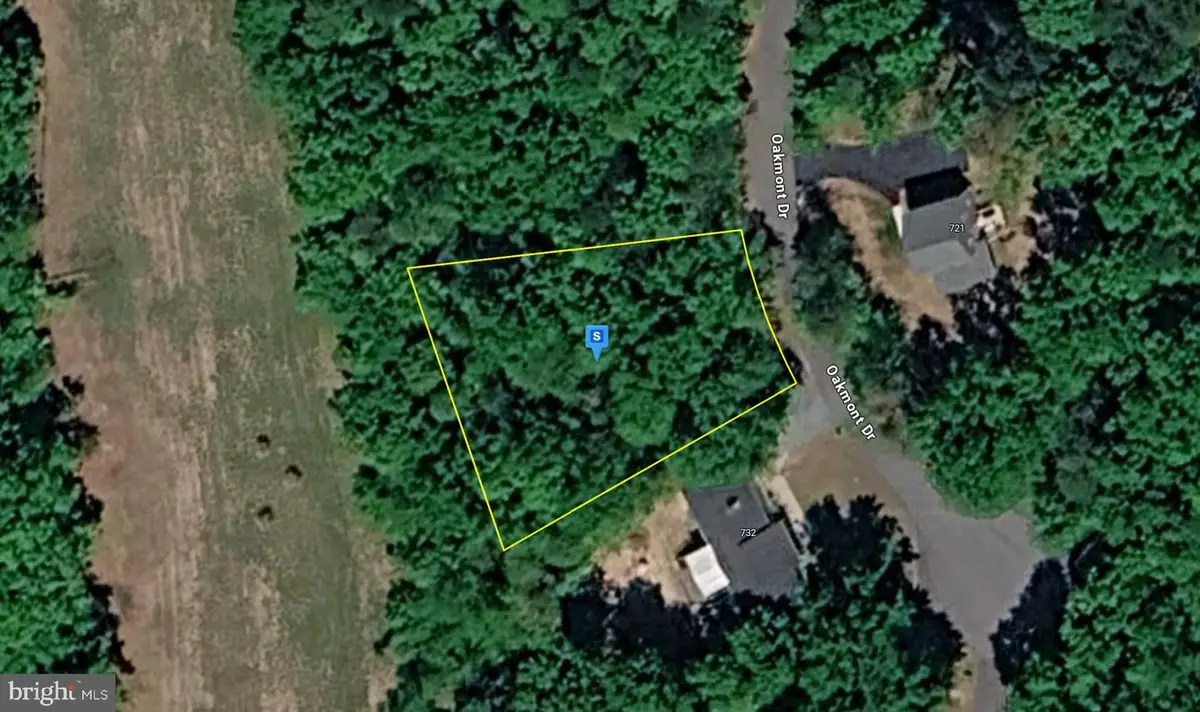 730 Oakmont Dr, Gordonsville, VA 22942 - #1