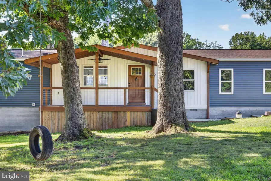 1837 Eastham Rd, Bumpass, VA 23024 - #2