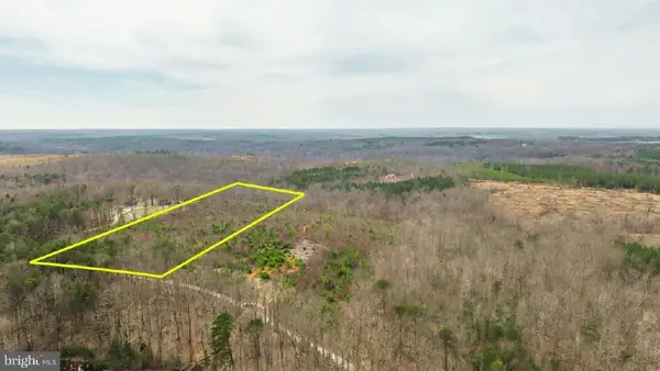 1 Wesbey Dr, LOUISA, VA 23093