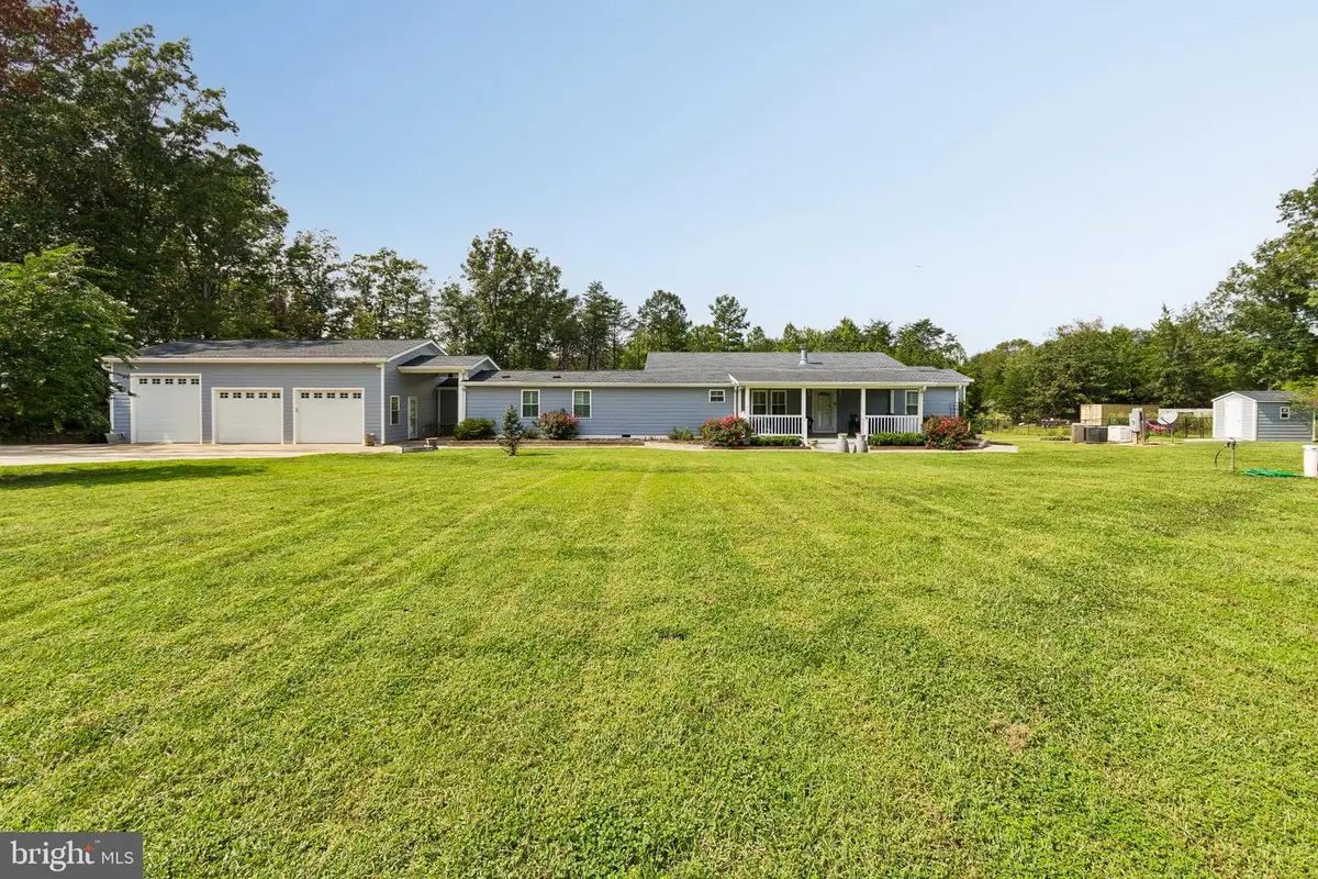 2844 E Jack Jouett Rd, Louisa, VA 23093 - #1