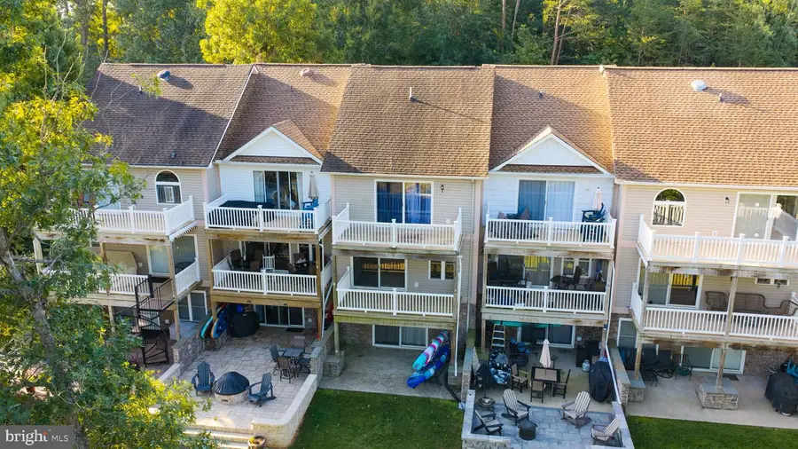 324 Lake Front Dr, Mineral, VA 23117 - #3