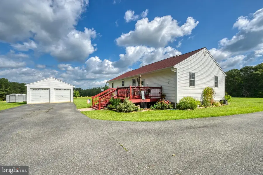 130 Johnson Hollow Rd, Louisa, VA 23093 - #2