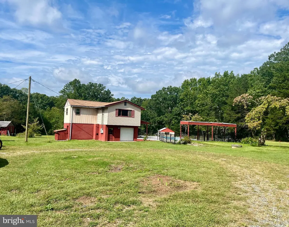 517 Doctors Rd, Louisa, VA 23093 - #1