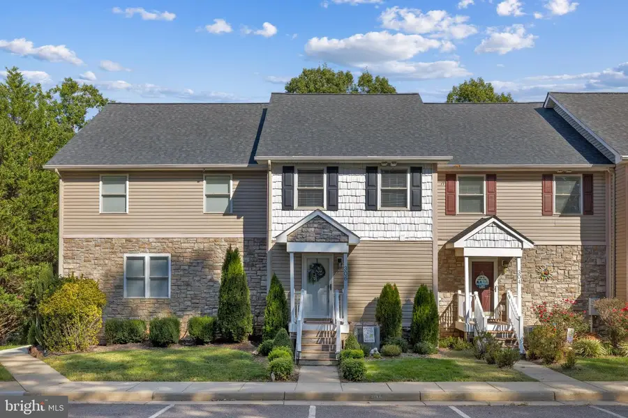 306 Lake Front Dr, Mineral, VA 23117 - #2