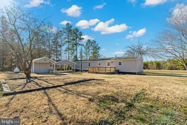 870 South Hill Road, BRODNAX, VA 23920