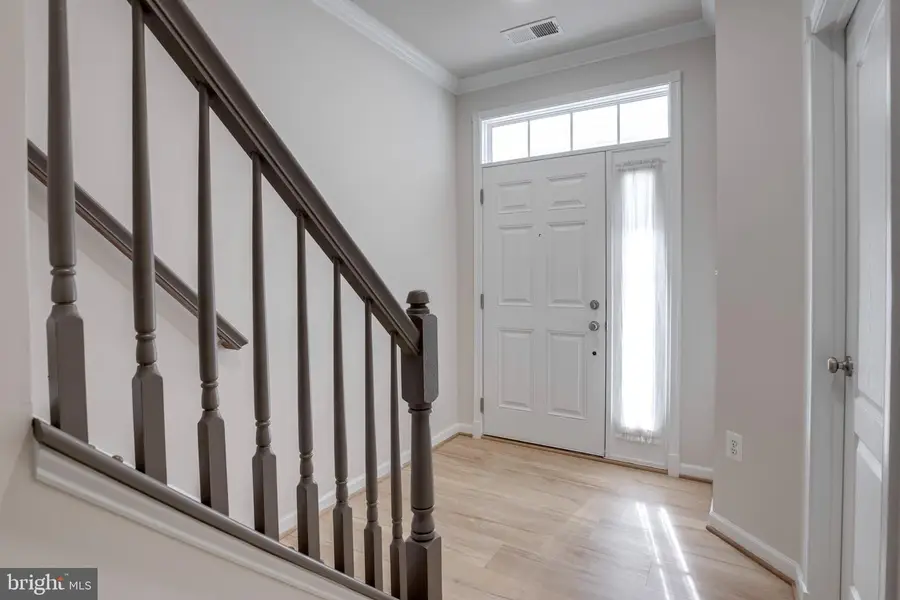 43180 Loudoun Reserve Dr, Ashburn, VA 20148 - Image #2