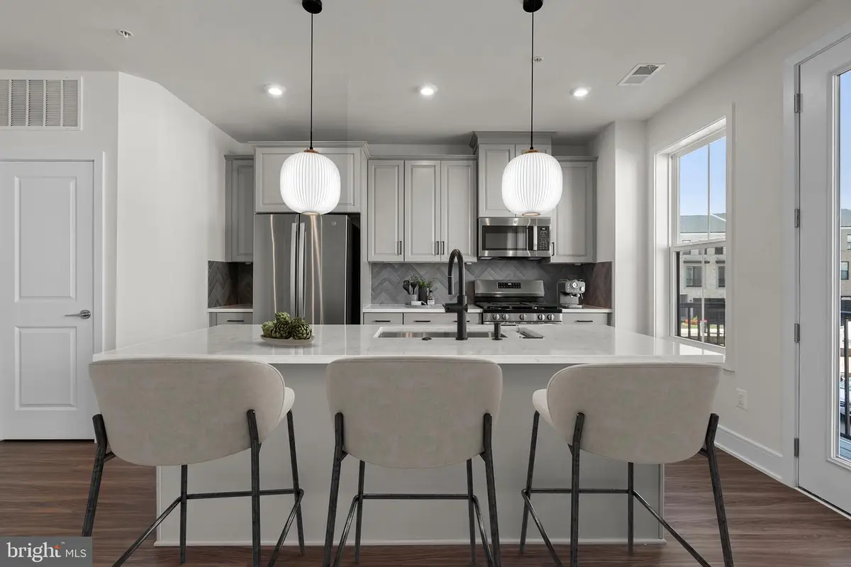 43294 Farringdon Sq, Broadlands, VA 20148 - Image #1