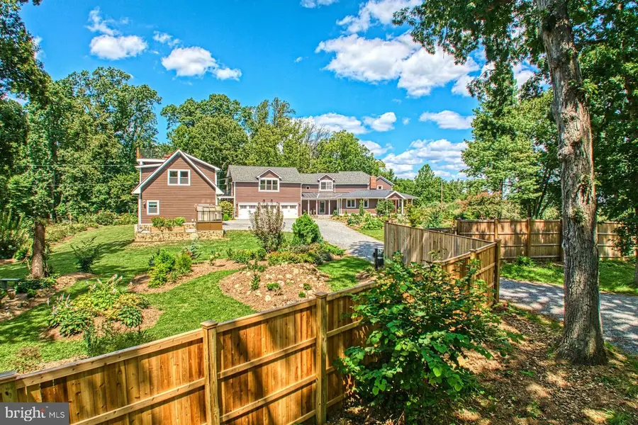 16555 Old Waterford Rd, Paeonian Springs, VA 20129 - Image #3