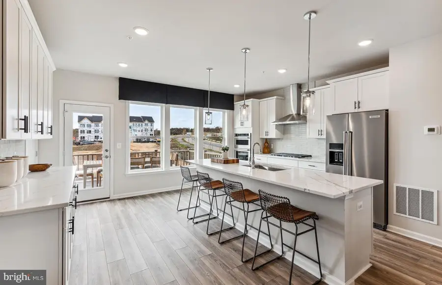 18315 Fox Crossing Ter, Leesburg, VA 20176 - Image #2