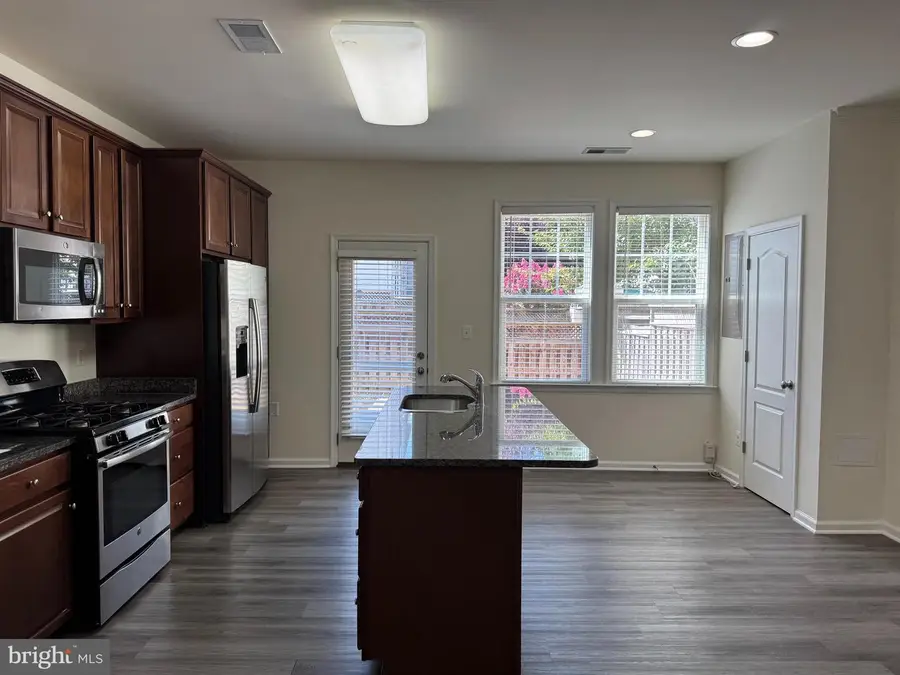 24641 Greysteel Sq, Aldie, VA 20105 - Image #3