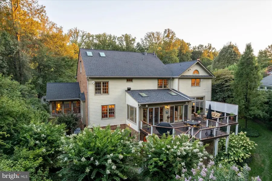 11308 Stonehouse Pl, Potomac Falls, VA 20165 - Image #3