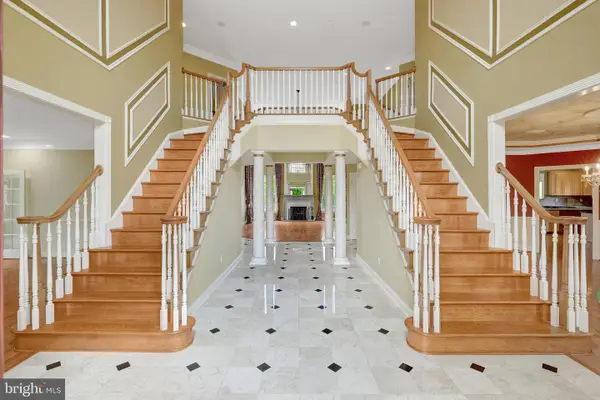 40870 Beechnut Rd, LEESBURG, VA 20175