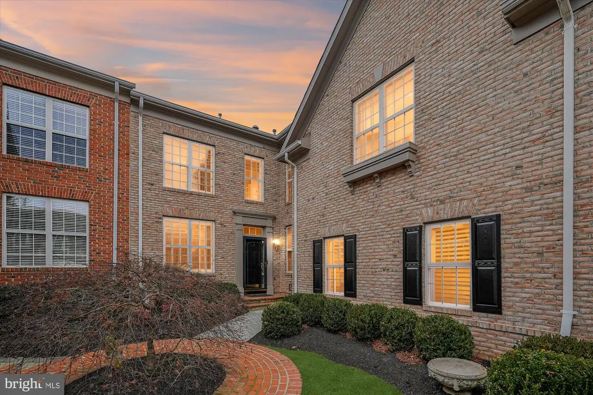 43439 Wild Dunes Sq, Leesburg, VA 20176 - Image #1