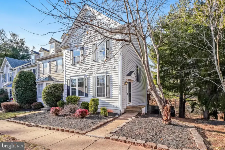 46806 Lawnes Creek Ter, Sterling, VA 20165 - Image #3