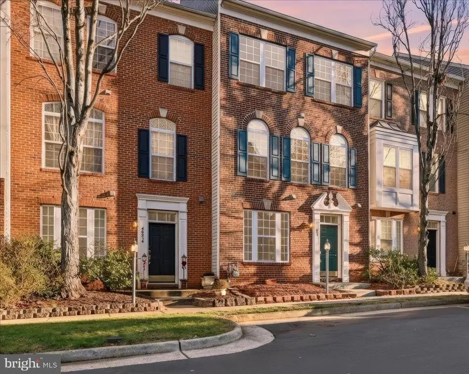 46212 Wales Ter, Sterling, VA 20165 - Image #1