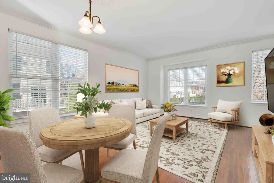 42791 Flannigan Ter, Chantilly, VA 20152 - Image #3