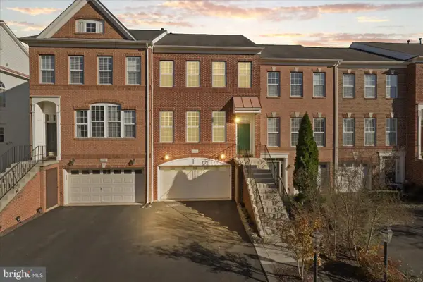 24686 Nettle Mill Sq, ALDIE, VA 20105