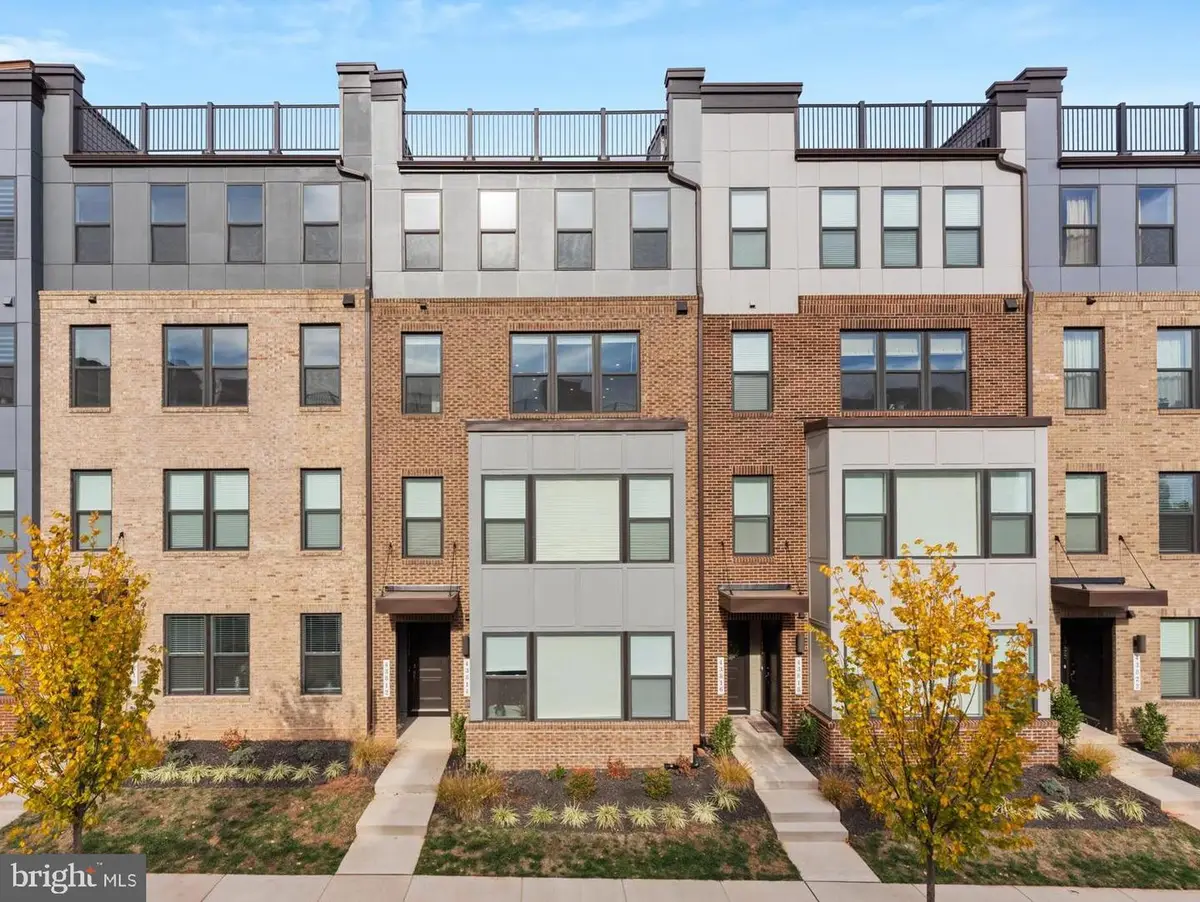 43812 Middleway Ter, Ashburn, VA 20147 - Image #1