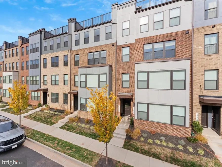 43812 Middleway Ter, Ashburn, VA 20147 - Image #2