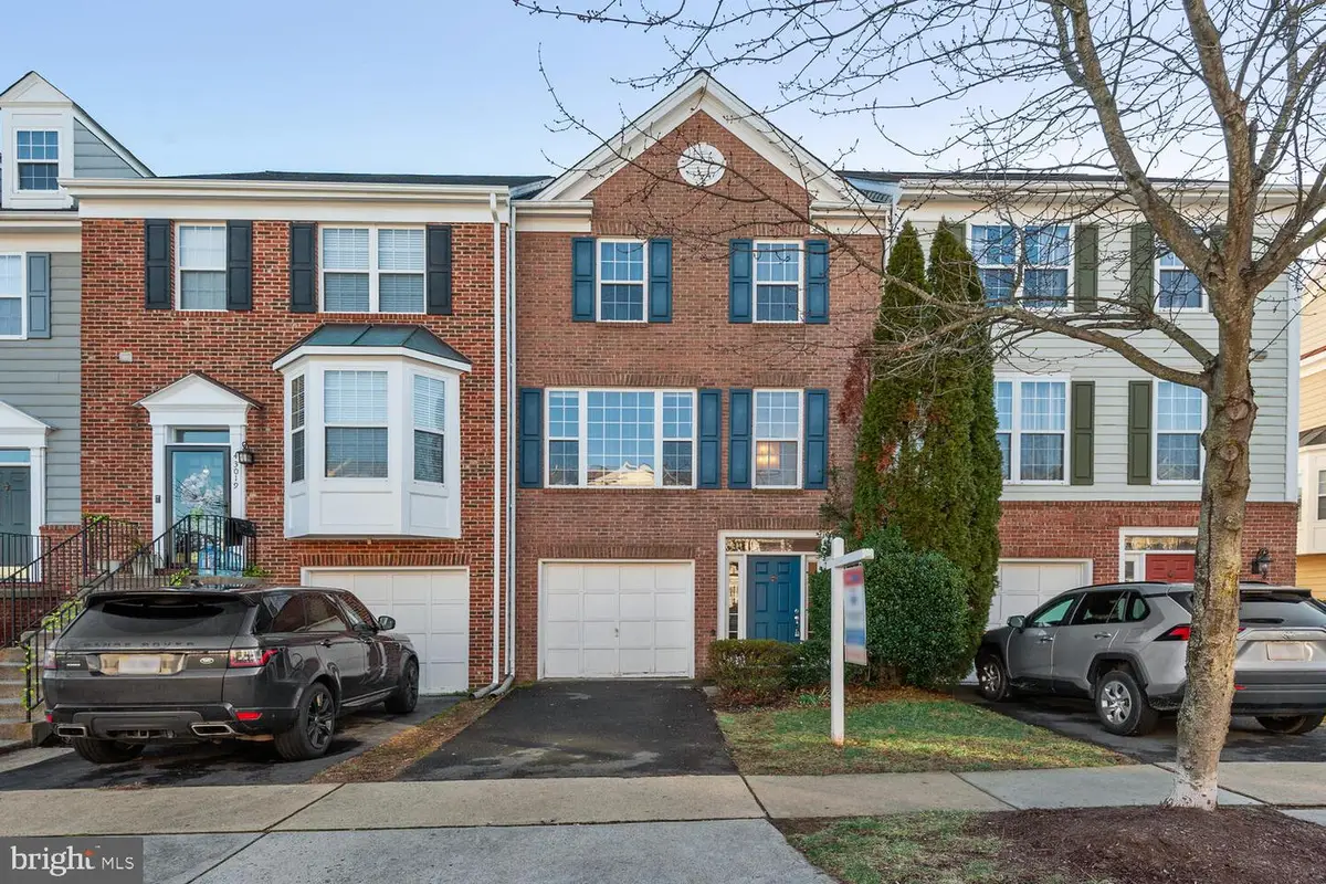 43017 Beachall St, Chantilly, VA 20152 - Image #1