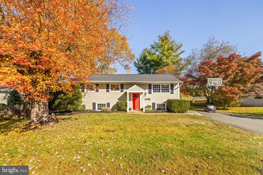 702 Stonewall Ave, Middleburg, VA 20117 - Image #3