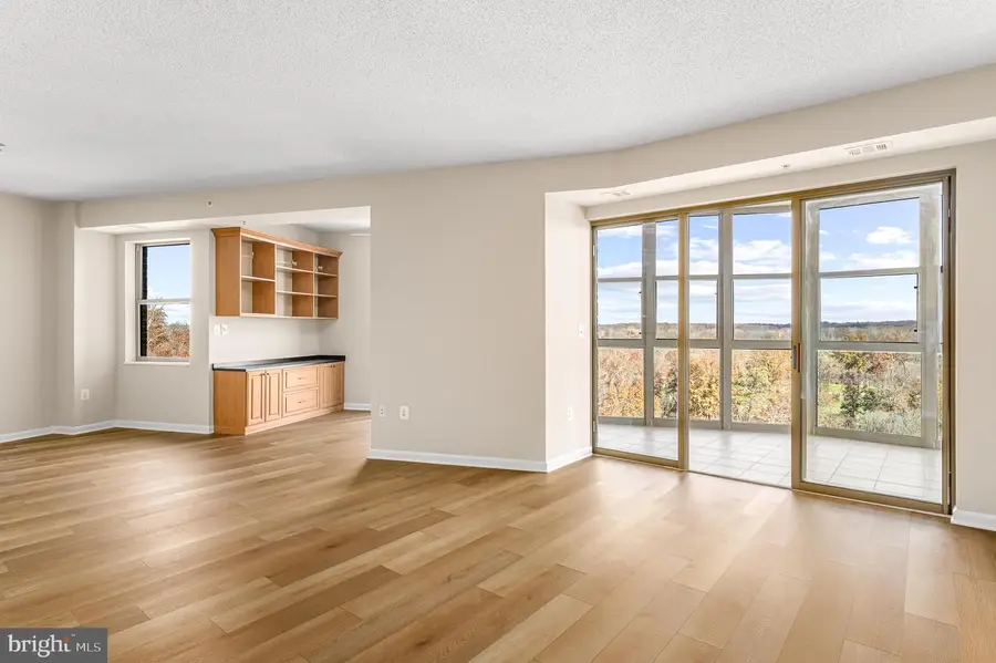 19360 Magnolia Grove Sq #316, Leesburg, VA 20176 - Image #2