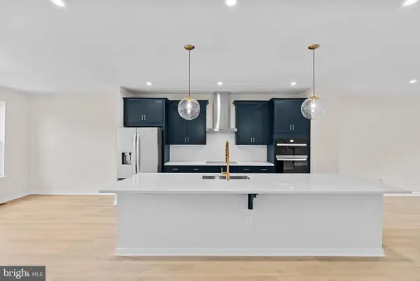 19716 Mystic Maroon Ter, ASHBURN, VA 20147