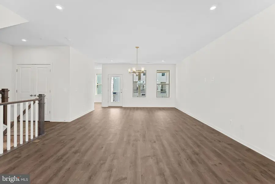 19750 Misty Moss Sq #1a, Ashburn, VA 20147 - Image #2