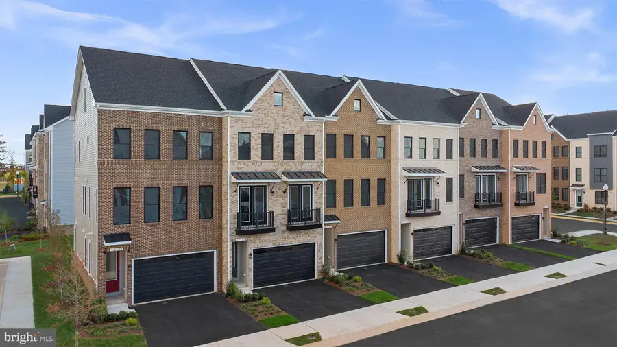 42119 Picasso Sq, Ashburn, VA 20148 - Image #3