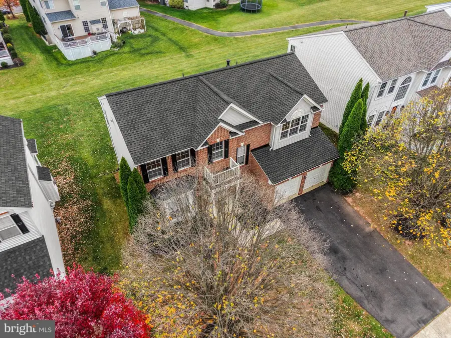 208 E Alpine Dr Se, Leesburg, VA 20175 - Image #3