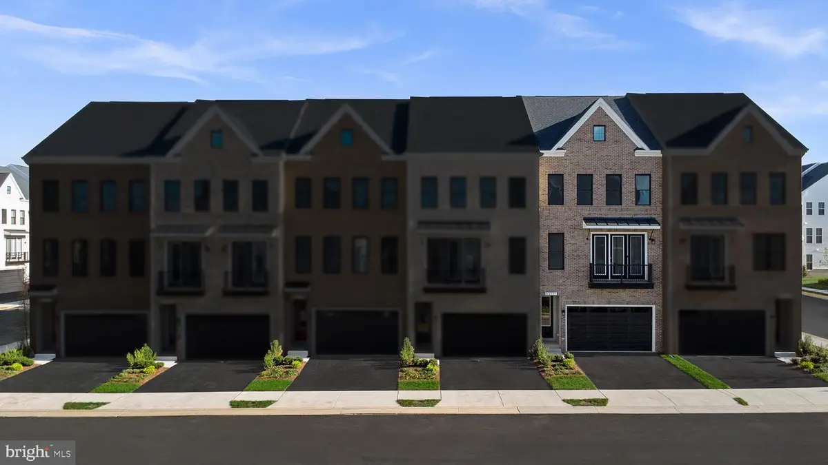 42121 Picasso Sq, Ashburn, VA 20148 - Image #1