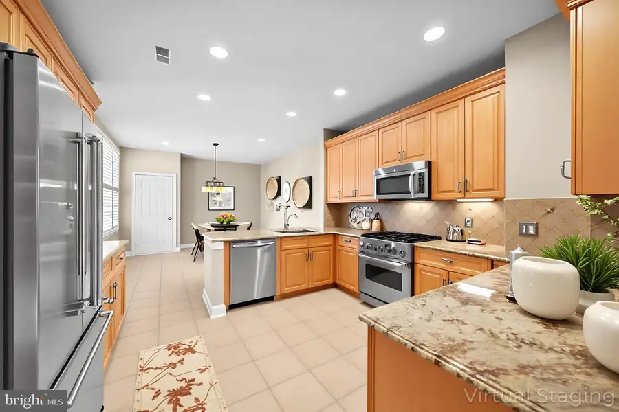 18426 Lanier Island Sq, Leesburg, VA 20176 - Image #3