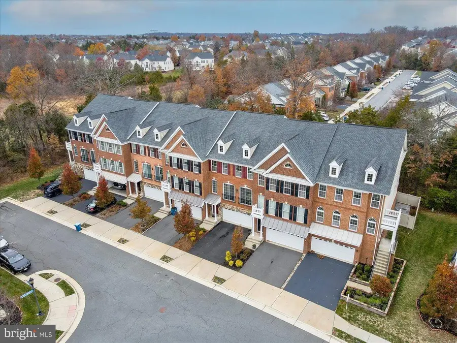 42822 Edgegrove Heights Ter, Ashburn, VA 20148 - Image #3