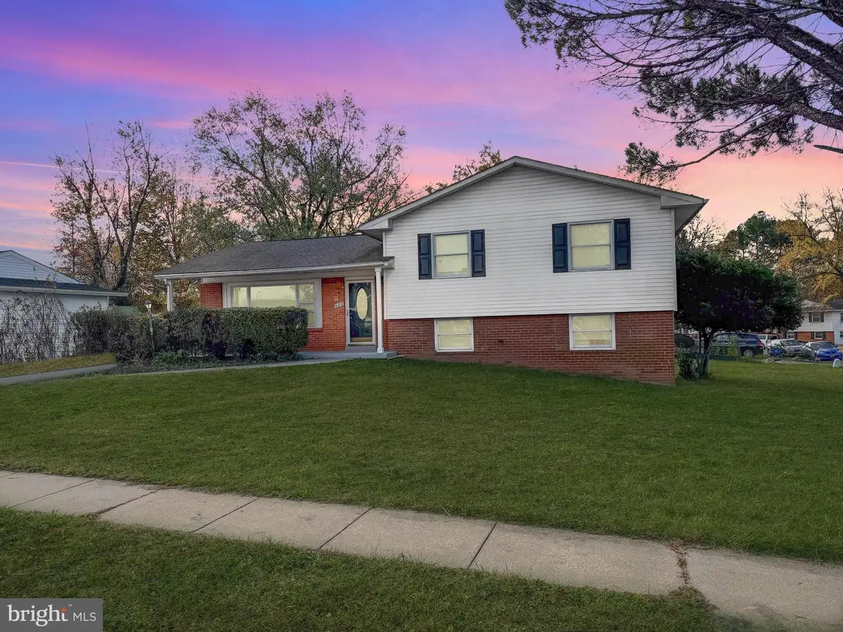 600 E Poplar Rd, Sterling, VA 20164 - Image #1