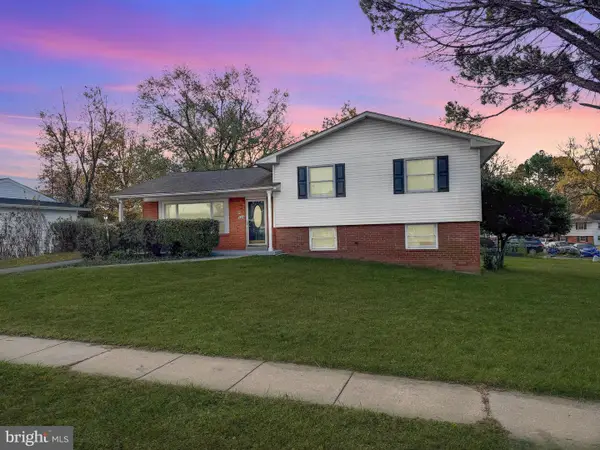 600 E Poplar Rd, STERLING, VA 20164