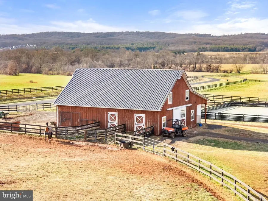 15145 Lees Crossing Ln, Leesburg, VA 20176 - Image #2