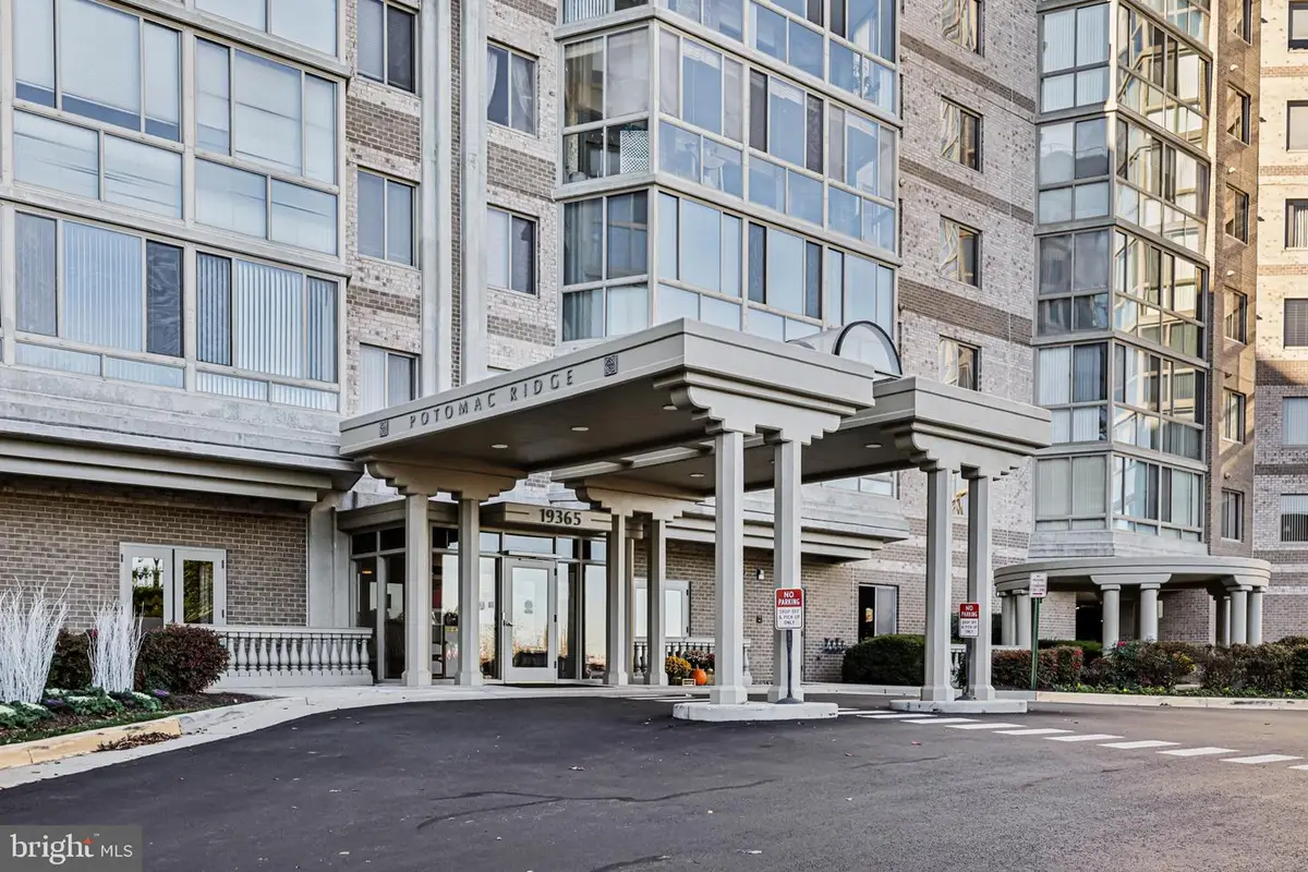 19365 Cypress Ridge Ter #621, Leesburg, VA 20176 - Image #1