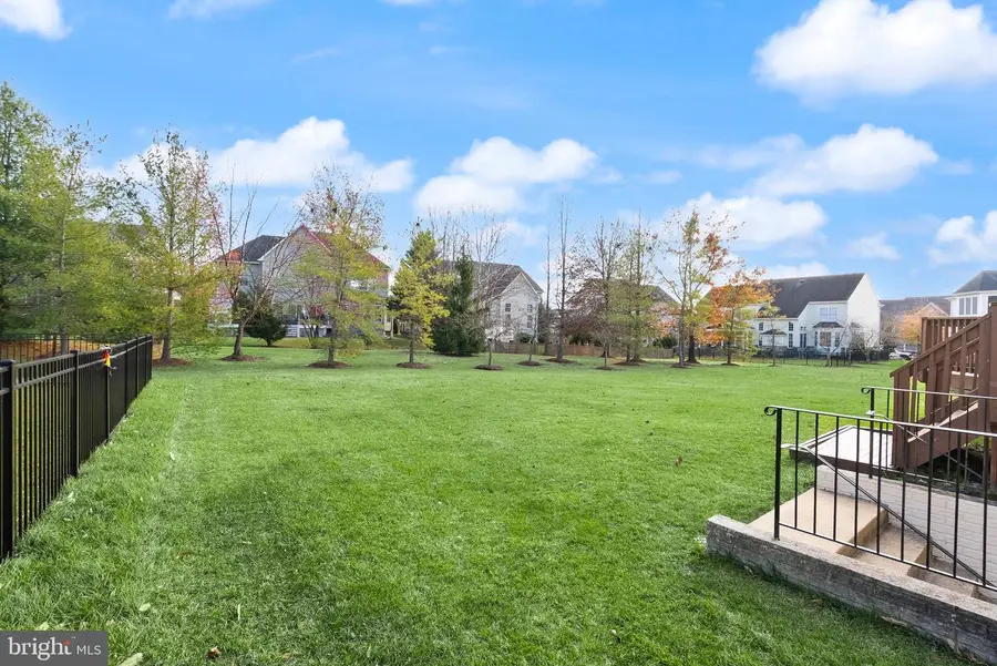 19296 Creek Field Cir, Leesburg, VA 20176 - Image #3