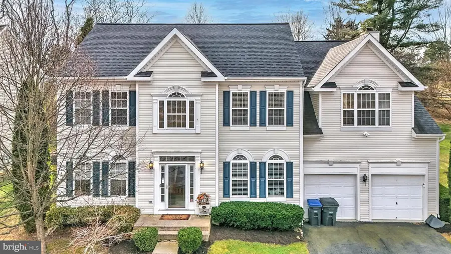 17239 Greenwood Dr, Round Hill, VA 20141 - Image #2