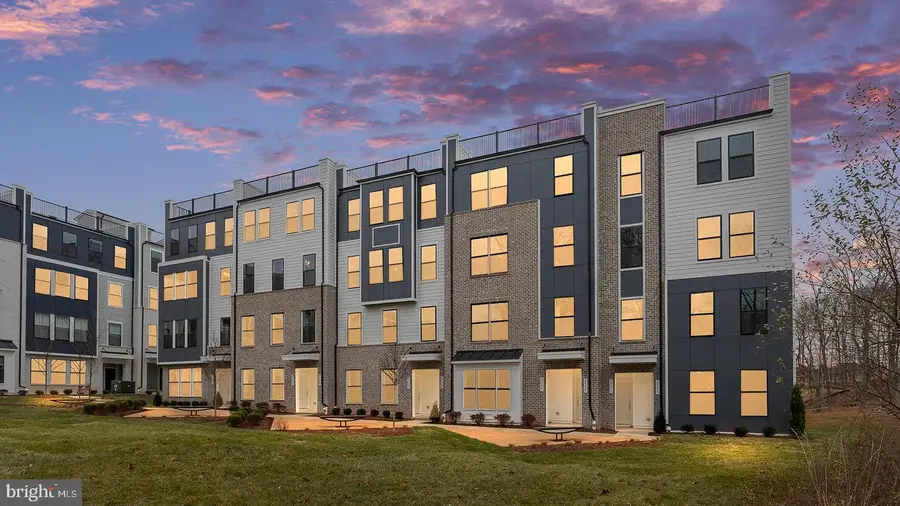 20829 Cloongee Ter, Dulles, VA 20166 - Image #2