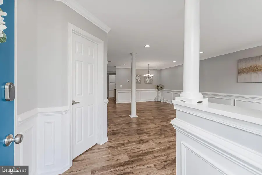 20419 Charter Oak Dr, Ashburn, VA 20147 - Image #3