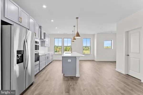 19717 Misty Moss Sq #1, ASHBURN, VA 20147