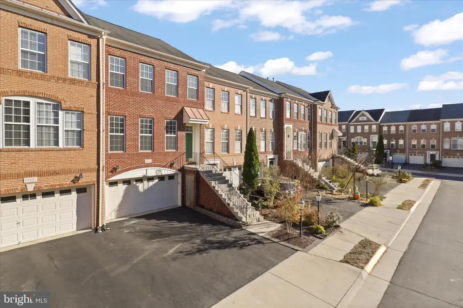 24686 Nettle Mill Sq, Aldie, VA 20105 - Image #3