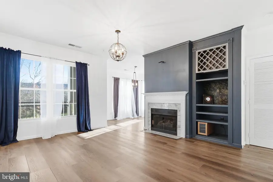 20419 Riverbend Sq #200, Sterling, VA 20165 - Image #3