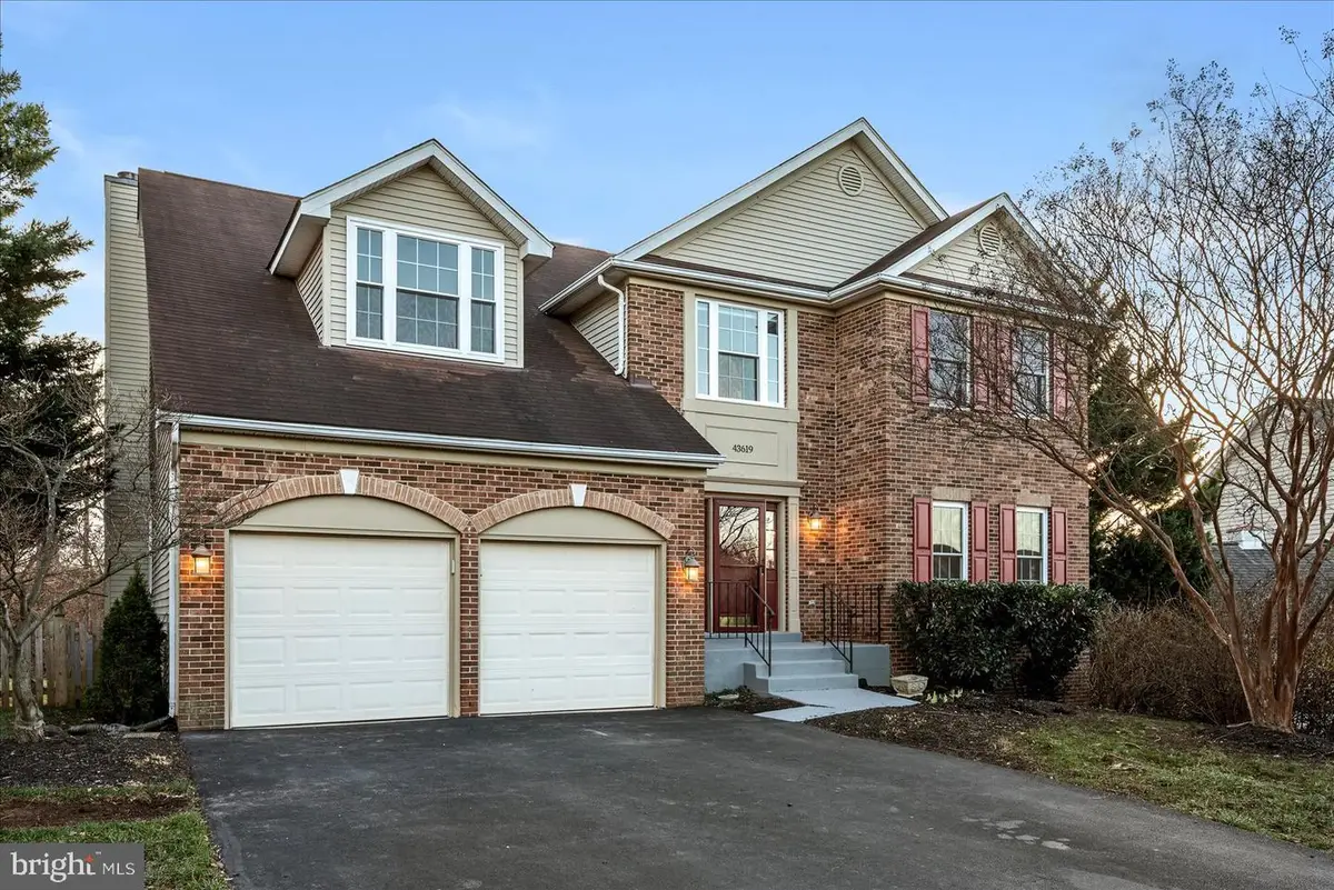 43619 Preddy Ct, Ashburn, VA 20147 - Image #1