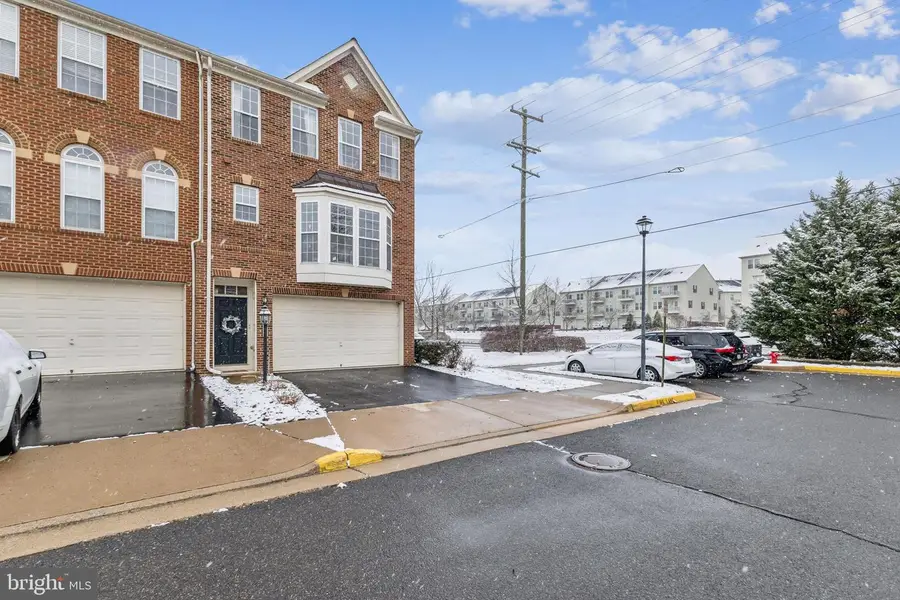 25367 Peaceful Ter, Aldie, VA 20105 - Image #2