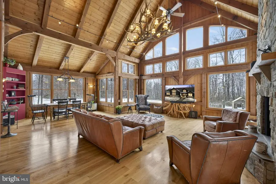 15157 Purcellville Rd, Purcellville, VA 20132 - #2