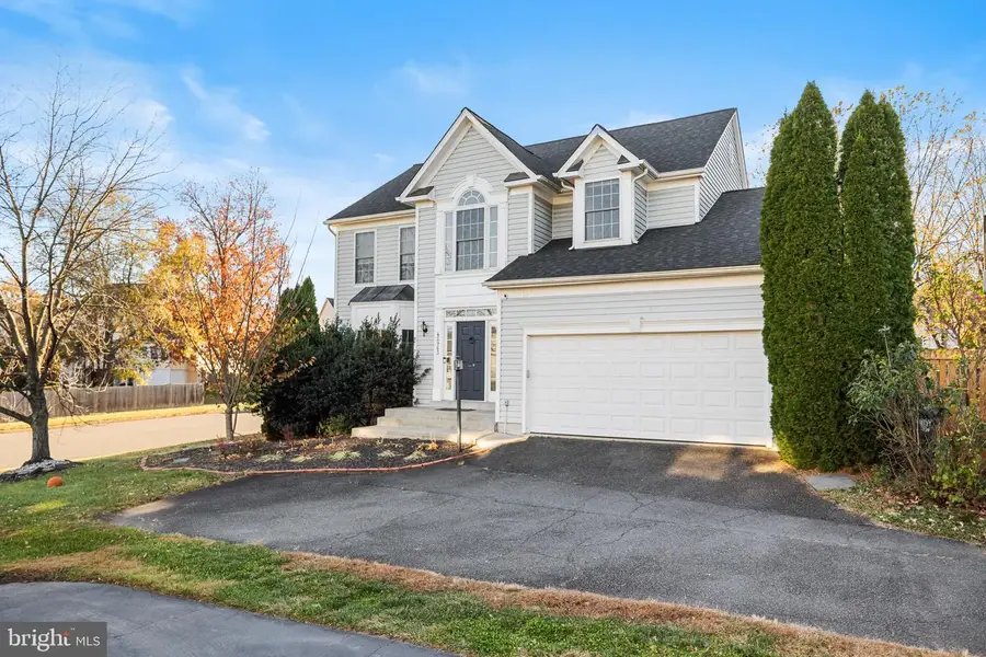 42963 Tara Ct, Ashburn, VA 20147 - Image #2