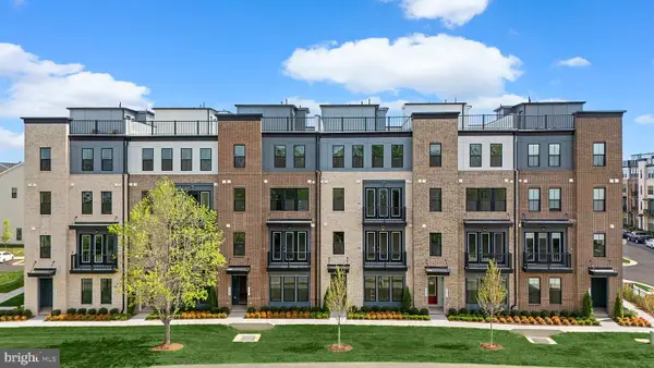 43298 Farringdon Sq, BROADLANDS, VA 20148