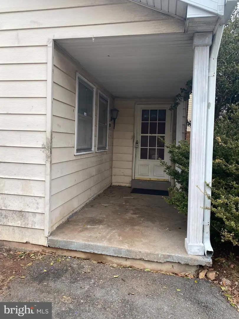 501 Tavenner Ct, Sterling, VA 20164 - #1